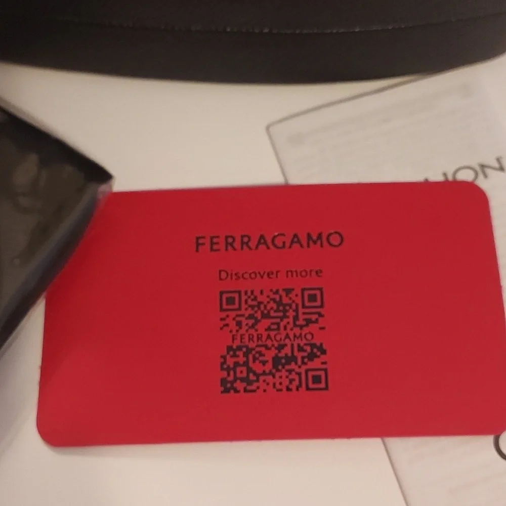 Salvatore Ferragamo ferragamo sunglasses